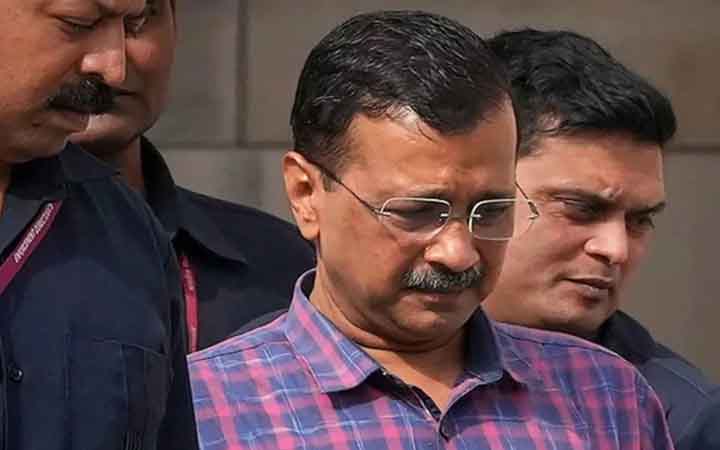 দুর্নীতি মামলায় খালাস পেলেন কেজরিওয়াল