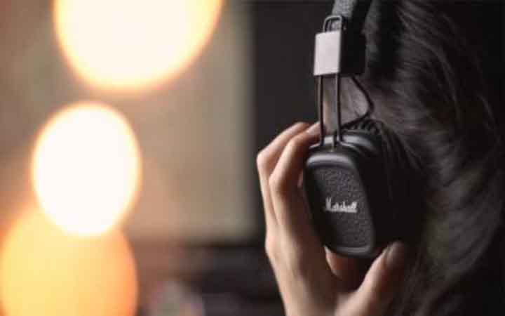 রোজা রেখে গান শোনা যাবে কি?