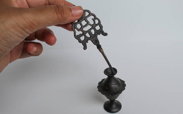 হাদিসের আলোকে সুরমার উপকারিতা