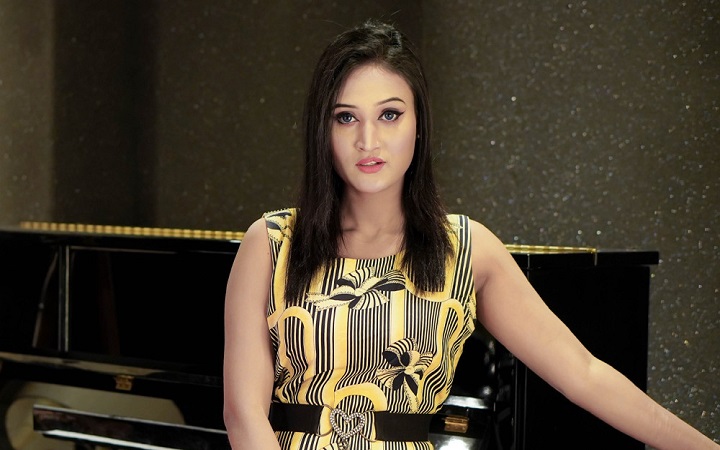 ঈদের দুই গানে জুথী আঁখি
