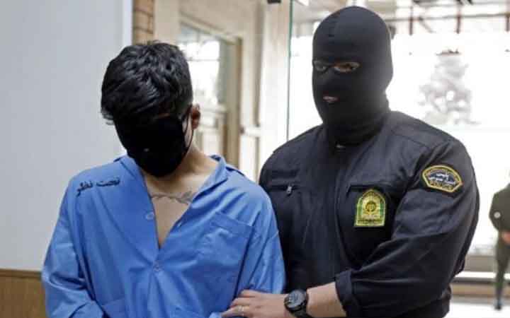 ইরানে ৫০০ গুপ্তচর গ্রেফতার