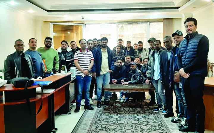 ইরান ছেড়ে আজারবাইনে ১৮৬ বাংলাদেশি, আজ পৌঁছাতে পারেন ঢাকায়