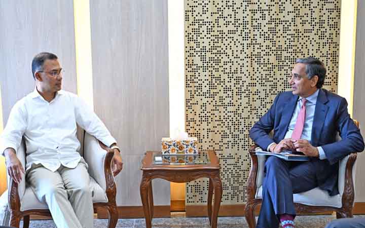প্রধানমন্ত্রীর সঙ্গে আইএমএফের এশিয়া ও প্যাসিফিক বিভাগের পরিচালকের সাক্ষাৎ