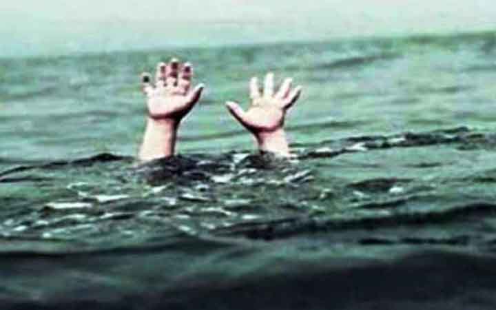 নানাবাড়িতে বেড়াতে গিয়ে পানিতে ডুবে জমজ দুই শিশুর মৃত্যু