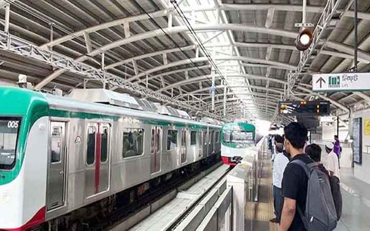 মেট্রো রেল চলাচল বন্ধ