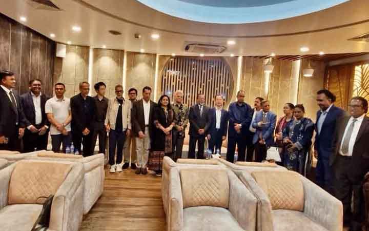 চীন সফরে রওনা দিয়েছে বিএনপির প্রতিনিধিদল