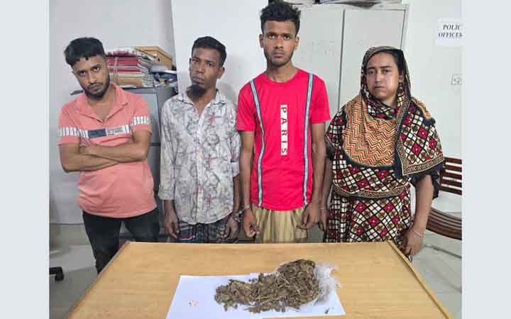 বাউফলে নারীসহ ৪ মাদক কারবারি আটক, গাঁজা-ইয়াবা উদ্ধার
