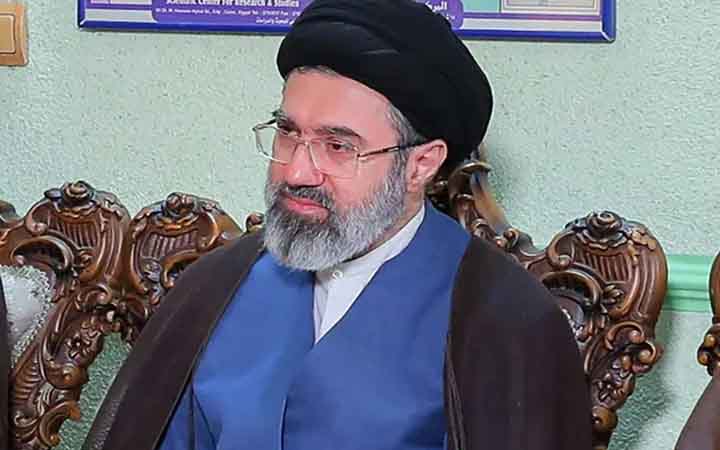 গুরুতর আহত মোজতবা খামেনির প্লাস্টিক সার্জারি প্রয়োজন হতে পারে