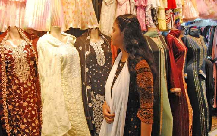 রাঙামাটিতে সন্ধ্যা ৭টার পর মার্কেট-দোকান বন্ধের নির্দেশ