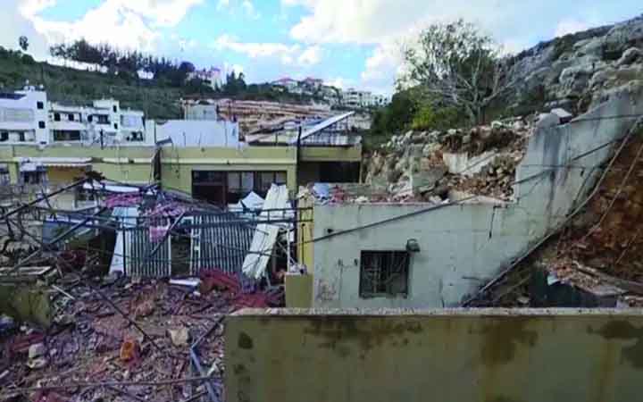 লেবাননে ইসরায়েলি হামলায় নিহতের সংখ্যা বেড়ে ২৫২১