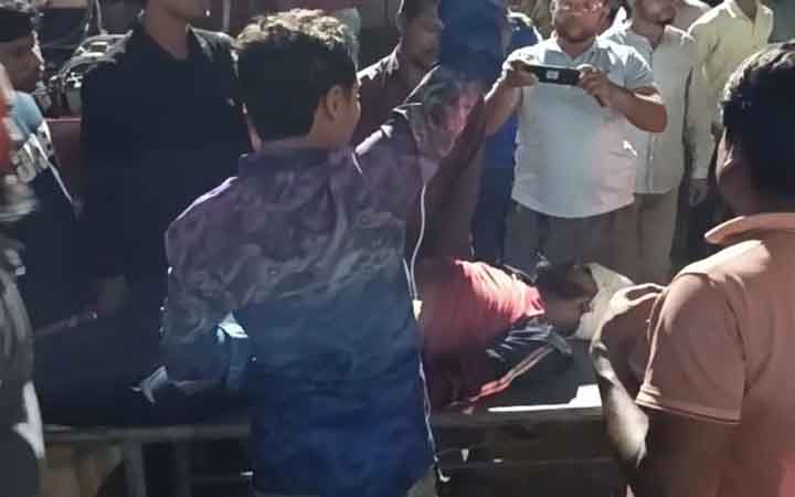 কুড়িগ্রামে ট্রাক-মাইক্রোবাস সংঘর্ষে নিহত ৩