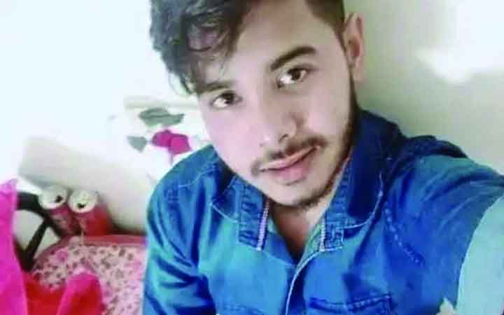 সিরাজগঞ্জে নিজ ঘরে মিলল যুবকের ঝুলন্ত লাশ