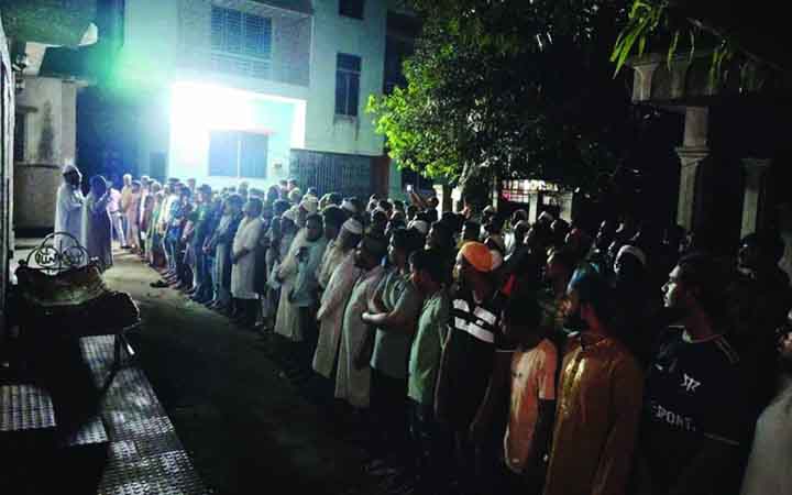 দাদা-দাদির কবরের পাশে শায়িত রামিসা