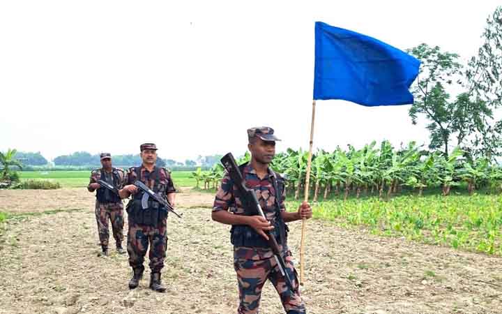 দিনাজপুর-ঠাকুরগাঁও সীমান্তে পুশইন ও অবৈধ অতিক্রম প্রতিরোধে সতর্কতা জারি