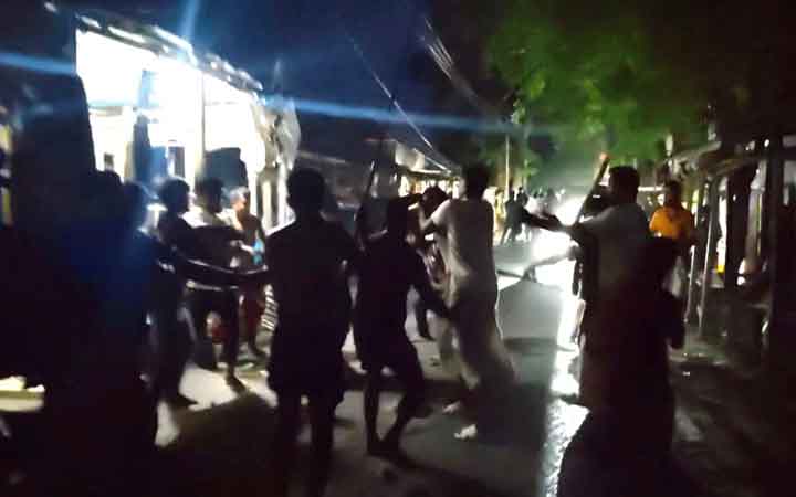 কোটালীপাড়ায় চোর আটকের ঘটনাকে কেন্দ্র করে সংঘর্ষ, আহত ২০