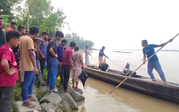 ৩০ ঘণ্টা পর নদীতে নিখোঁজ দুই ভাইয়ের মরদেহ উদ্ধার