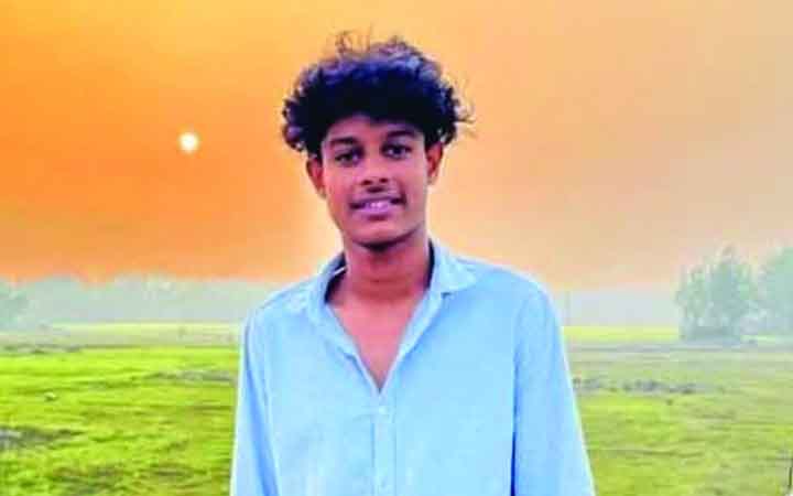 পতাকা টাঙাতে গিয়ে বিদ্যুৎস্পৃষ্টে প্রাণ গেল ব্রাজিল ভক্তের