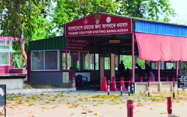 দর্শনা সীমান্ত থেকে বাংলাদেশিকে ধরে নিয়ে গেছে বিএসএফ