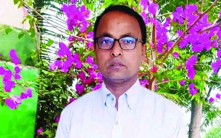 টুঙ্গিপাড়ায় প্রধান শিক্ষকের আত্মহত্যা