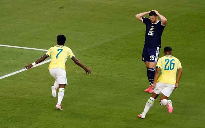 স্কটল্যান্ডকে হারিয়ে গ্রুপসেরা ব্রাজিল