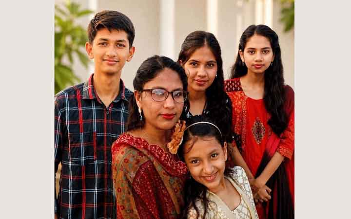 বাবা হারানোর ৭ বছর পর মা-তিন বোন খুন, একা হয়ে গেলেন সিফাত