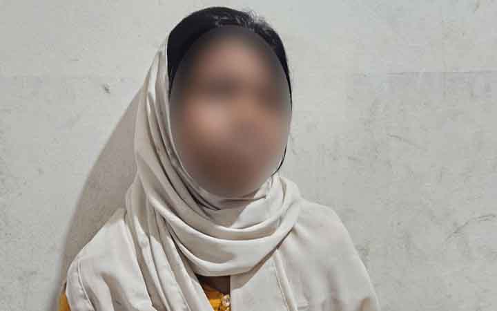 কথা বলতে পারছে না কিশোরী, চিরকুটে জানাল তুলে নেওয়ার কথা