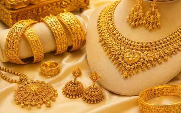 দেশের বাজারে আজ সোনার ভরি কত?