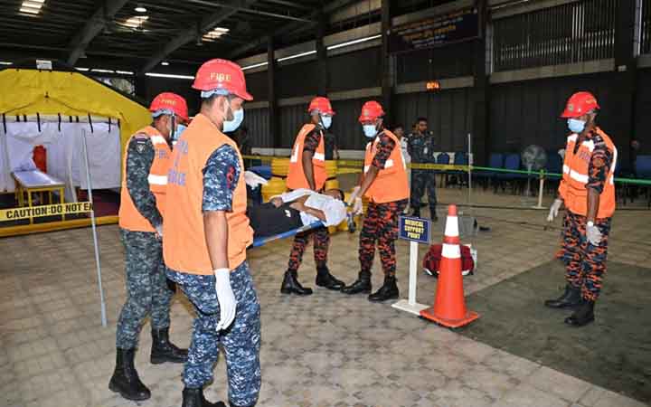 নৌবাহিনীর ব্যবস্থাপনায় রাসায়নিক দুর্যোগ মোকাবেলায় যৌথ মহড়া