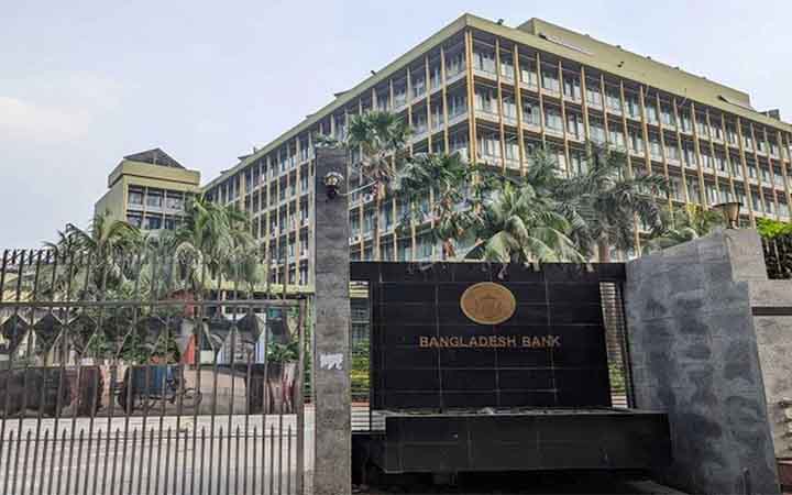 অর্থ পাচার ঠেকাতে বাড়ছে আমদানিতে নজরদারি