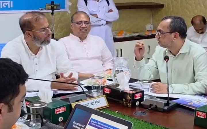 প্রতিটি বন্দরে সক্ষমতা বাড়ানোর চেষ্টা চলছে: পরিবেশ প্রতিমন্ত্রী