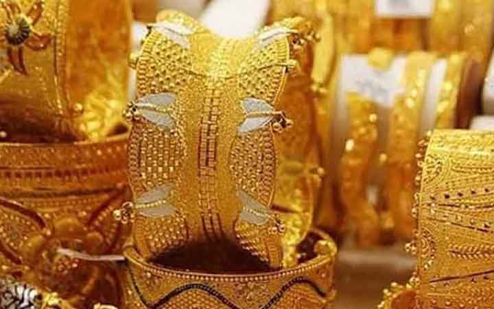 নতুন দামে বিক্রি হচ্ছে সোনা, ভরি যত