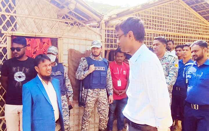 উচ্ছেদ করা হলো রোহিঙ্গাদের ঝুঁকিপূর্ণ বসতি