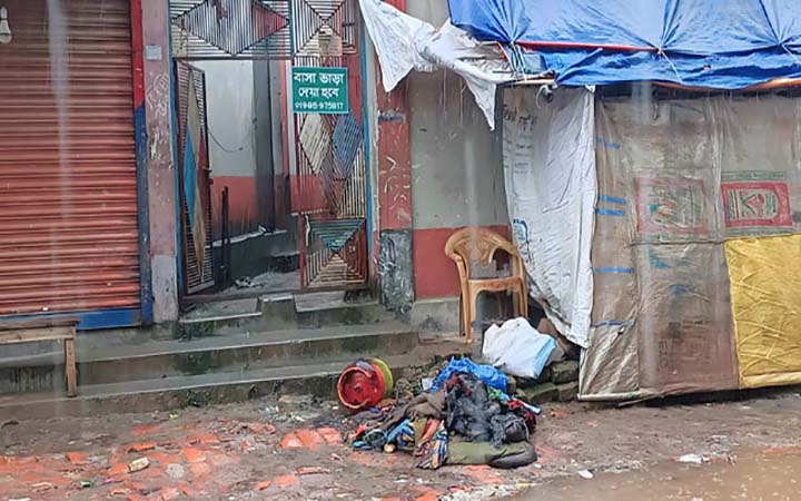 আশুলিয়ায় গ্যাস লিকেজের আগুনে নারীসহ দগ্ধ ৪