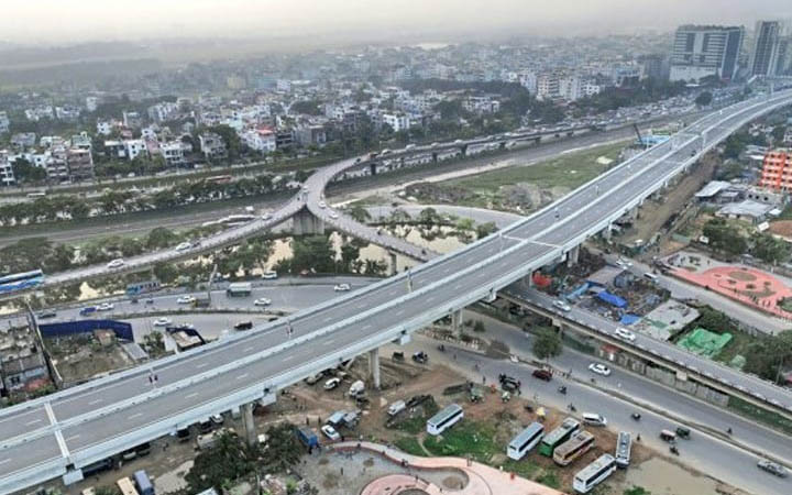 এক্সপ্রেসওয়েতে থামবে না গাড়ি, তোলা যাবে না ছবি