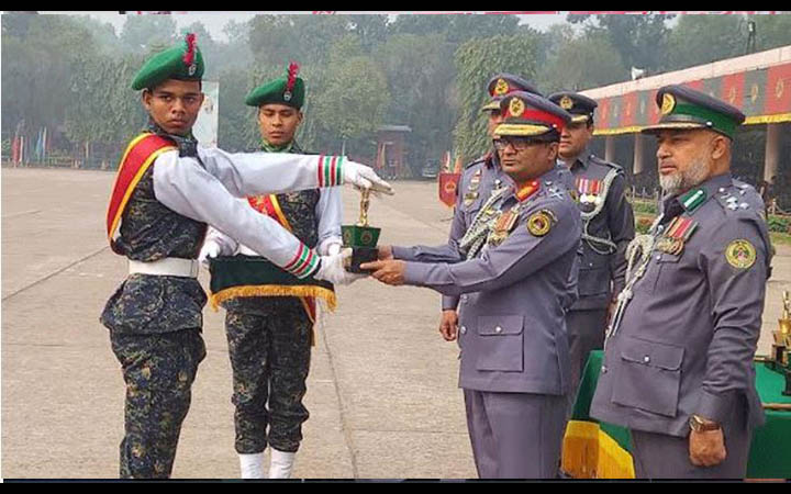 কালিয়াকৈরে আনসারদের মৌলিক প্রশিক্ষণ সমাপনী কুচকাওয়াজ অনুষ্ঠিত