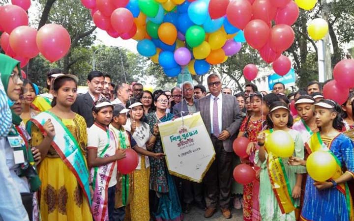 জাতীয় শিশু পুরস্কার বিজয়ীদের শোভাযাত্রা