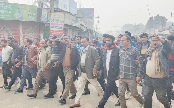 ঠাকুরগাঁওয়ে বিএনপির হরতাল প্রত্যাহার