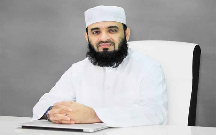 দেশে ফিরলেন আজহারী, অংশ নেবেন মাহফিলে