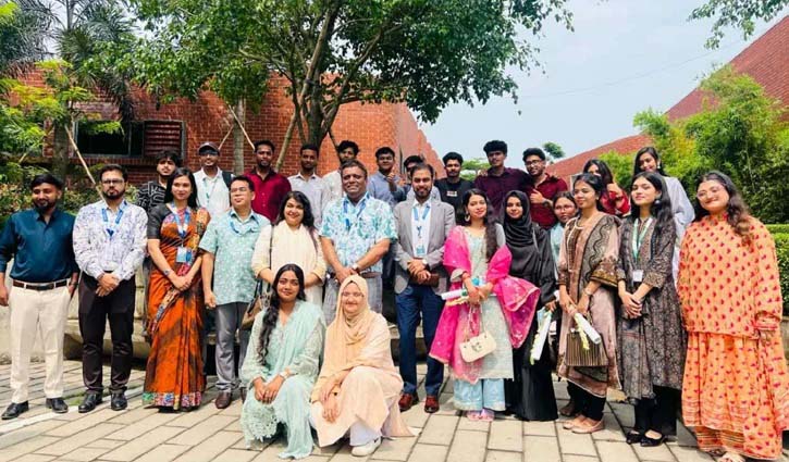 গ্রিন ইউনিভার্সিটির সাংবাদিকতা বিভাগে নবীনবরণ অনুষ্ঠিত