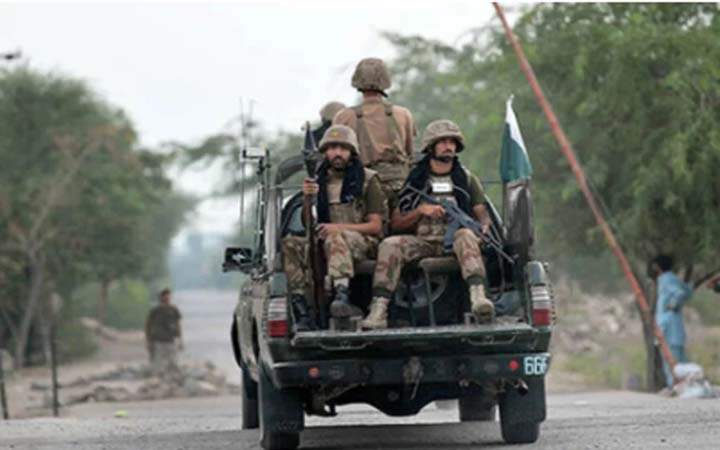 পাকিস্তানে ৪ সেনা, ১২ জঙ্গি নিহত