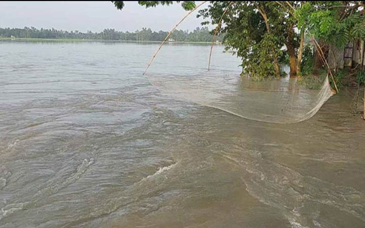 বগুড়ায় যমুনার পানি বিপৎসীমার ৮ সেন্টিমিটার ওপরে