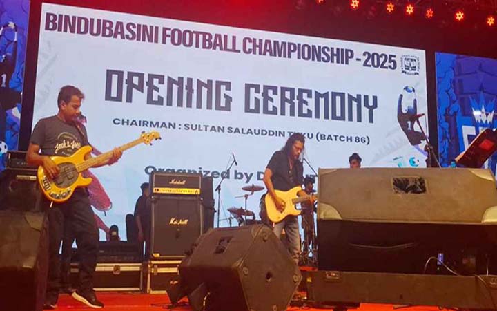 জেমসের কনসার্টে মোবাইল চুরির হিড়িক