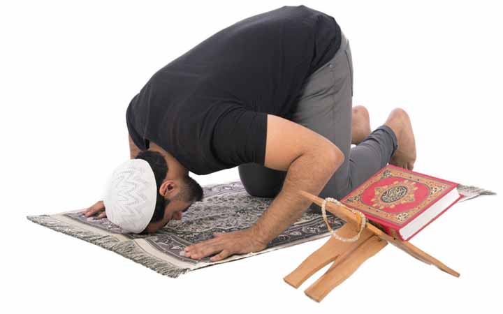 টি-শার্ট পরে নামাজ আদায়ের বিধান