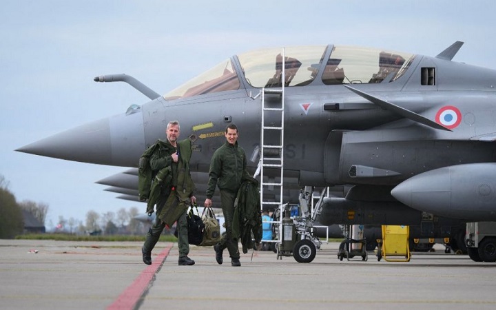 আমিরাতে ইরানের ড্রোন ভূপাতিত করেছে ফ্রান্সের ‘রাফাল’