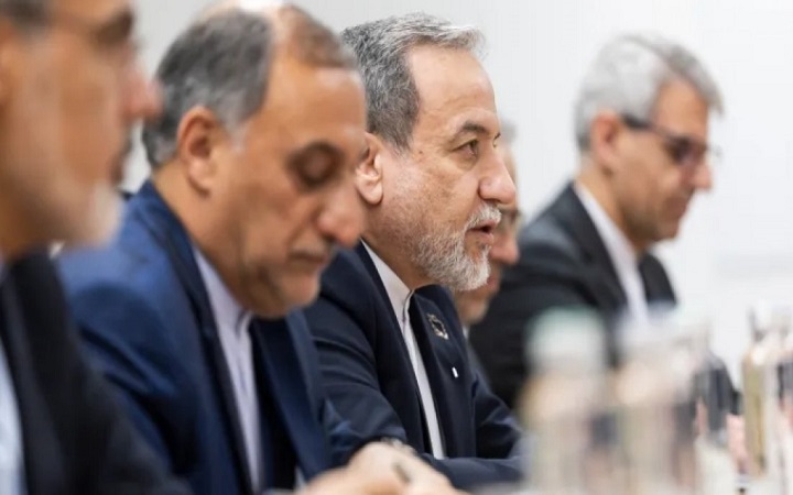 বৃহস্পতিবার ফের বৈঠকে বসছে যুক্তরাষ্ট্র-ইরান