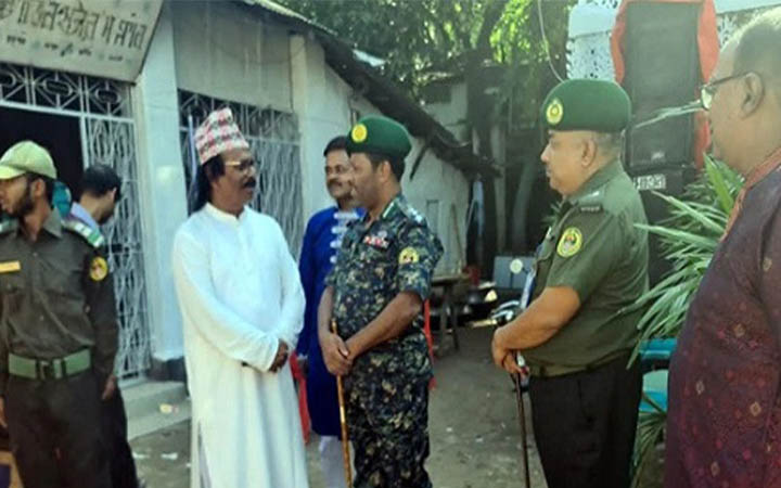 রংপুরে পূজামন্ডপ পরিদর্শনে আনসার-ভিডিপি রেঞ্জ পরিচালক