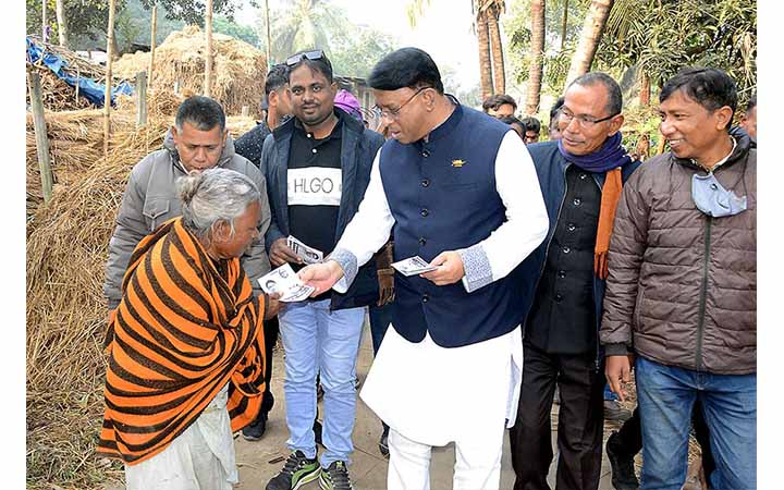 দিনাজপুরে বিভিন্ন মার্কার সমর্থনে গণসংযোগ