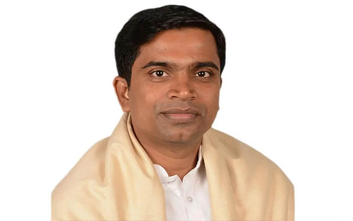 ঢাকা মহানগর দক্ষিণ আওয়ামী লীগ নেতা রিয়াজকে শোকজ