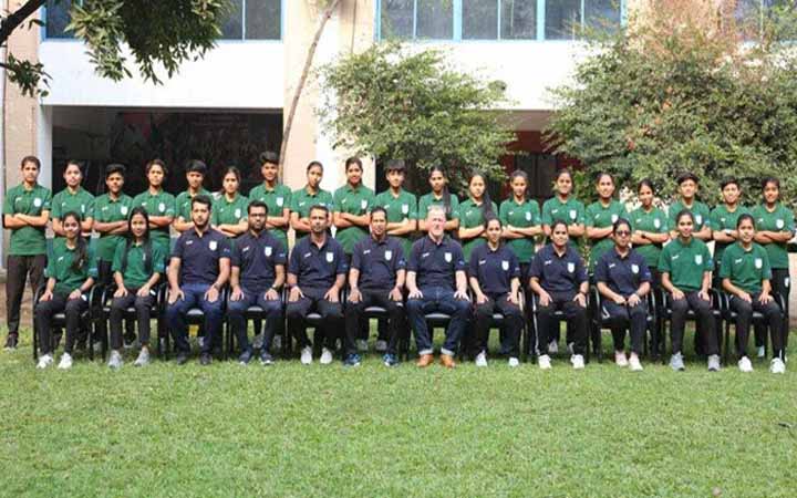 আজ রাতেই দুবাই যাত্রা নারী ফুটবল দলের