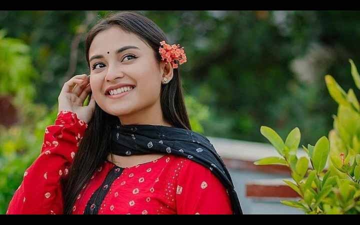 শুটিং স্পটে অভিনেত্রী তটিনী আহত